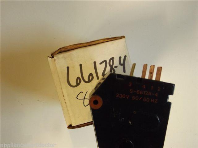Maytag Refrigerator 66128-4 Timer, Defrost NEW IN BOX Maytag Refrigerator 66128-4 Timer, Defrost NEW IN BOX